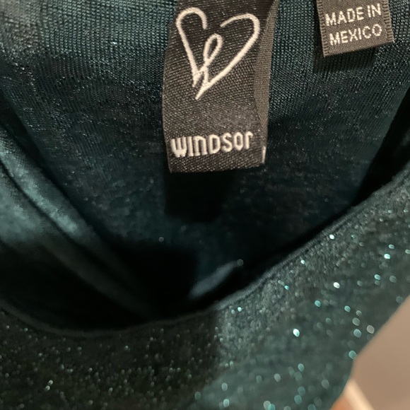 Windsor Emerald Maxi Dress - Picture 3 of 4